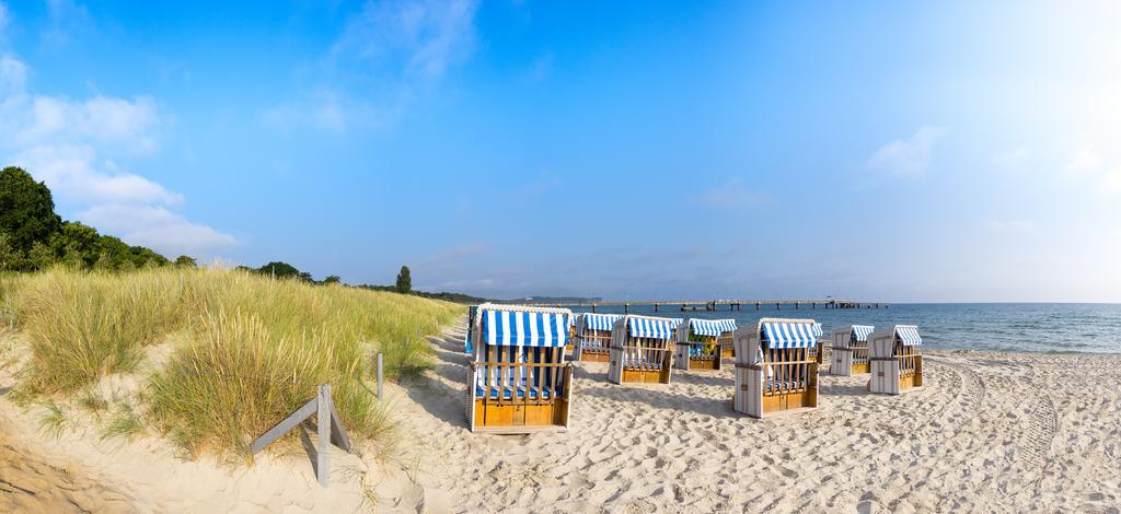 Ferienwohnungen Ruegen Findling Breege Buitenkant foto